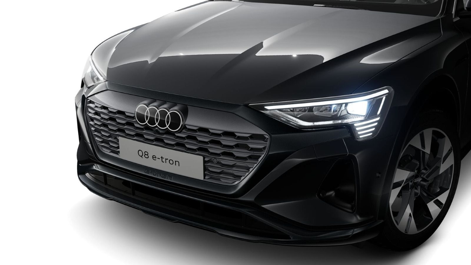Image about Audi Q8 Sportback e-tron advanced 55 e-tron quattro