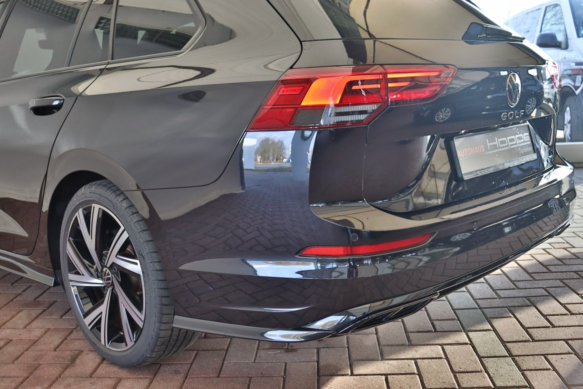 Volkswagen Golf Variant R-Line