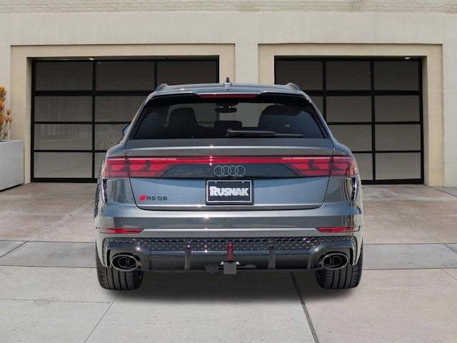 2026 Audi RS Q8 SUV performance