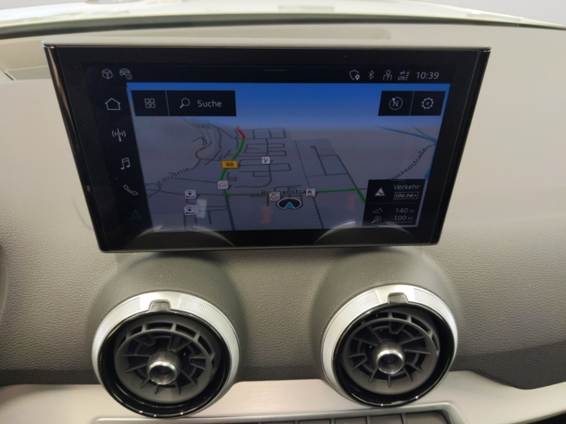 Audi Q2 S line