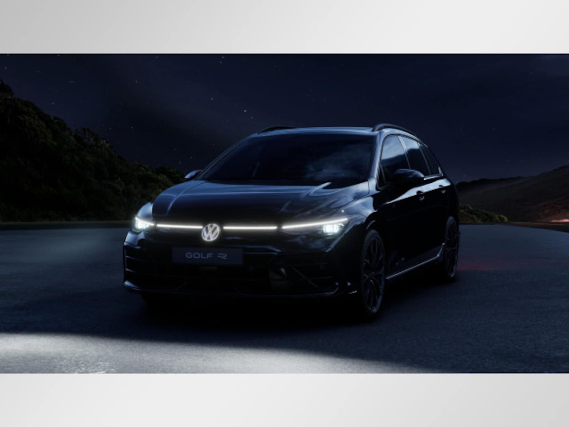 Volkswagen Golf Variant R