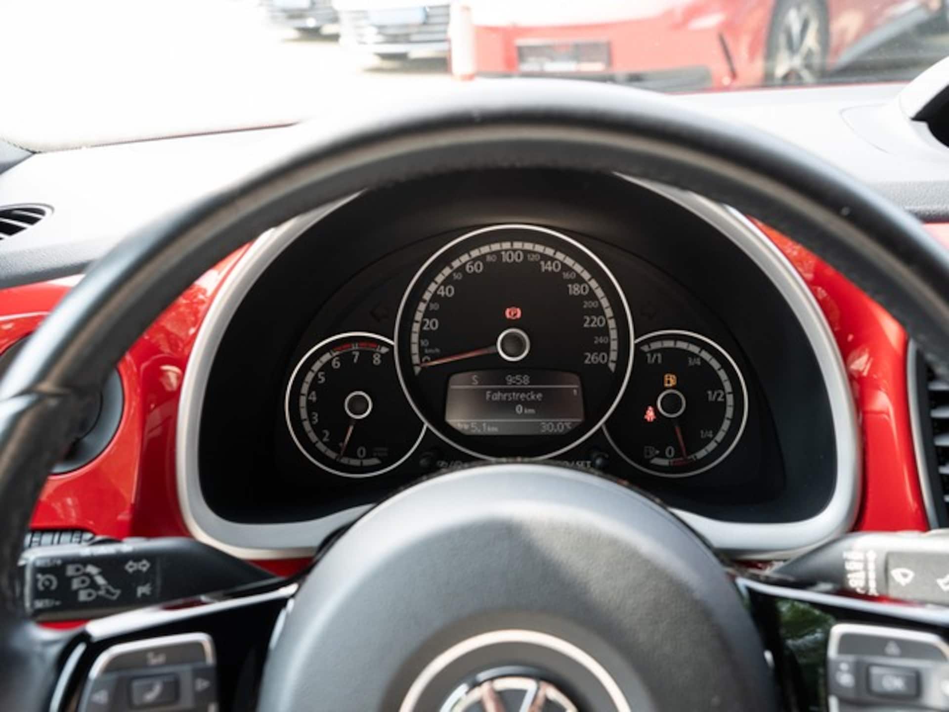 Volkswagen Beetle Cabriolet Sport