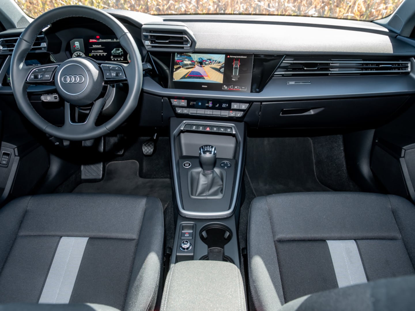 Bild über Audi A3 Sportback TFSI Schaltgetriebe - für weitere Informationen kontaktieren Sie den Audi Partner