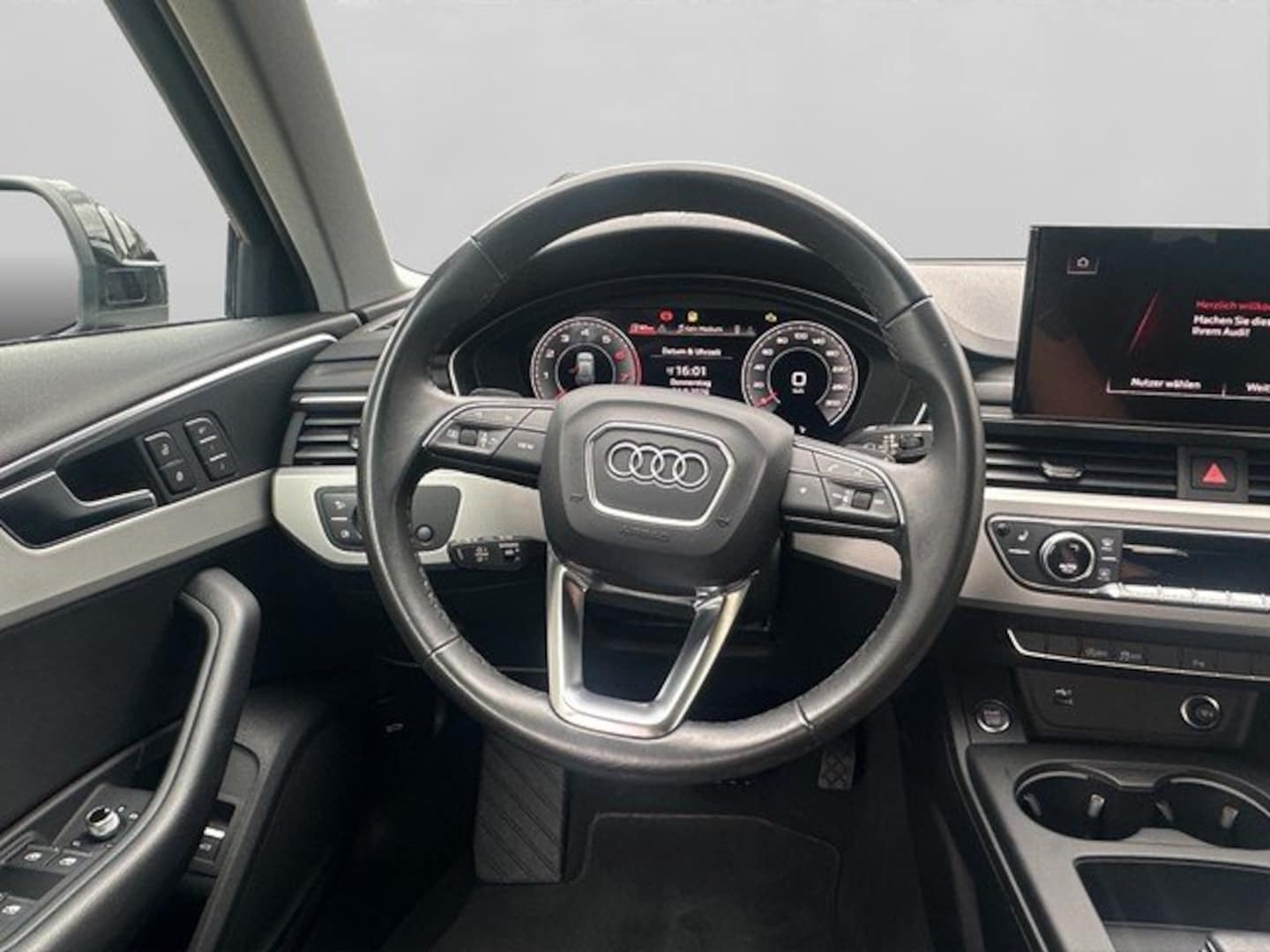Bild über Audi A4 Avant advanced 35 TFSI S tronic - für weitere Informationen kontaktieren Sie den Audi Partner