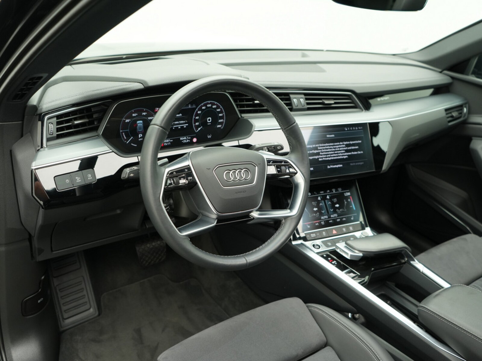 Audi Q8 e-tron – Bild 9