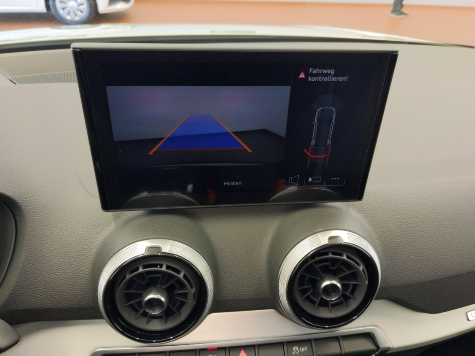 Audi Q2 S line