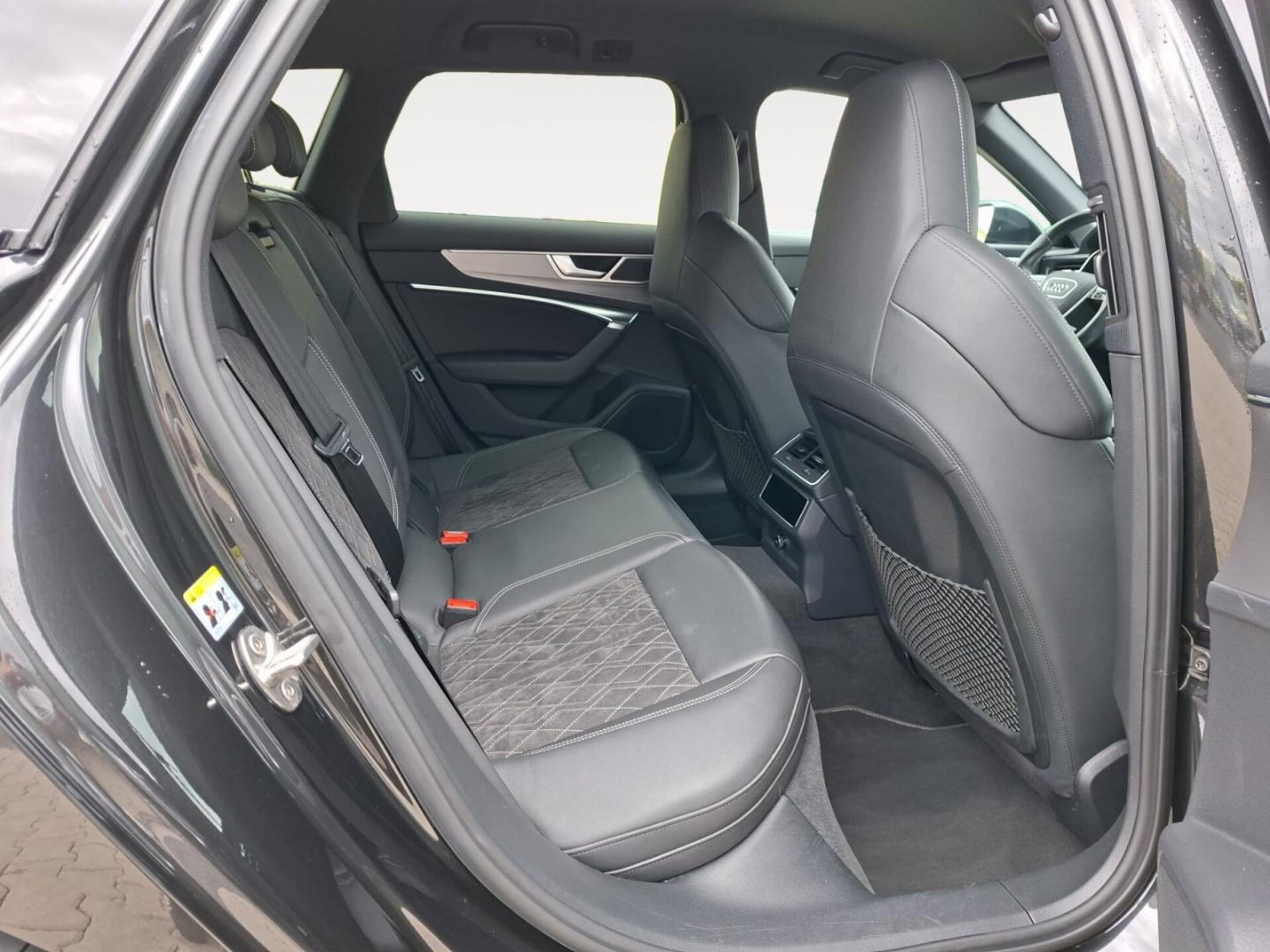 Audi S6 Avant