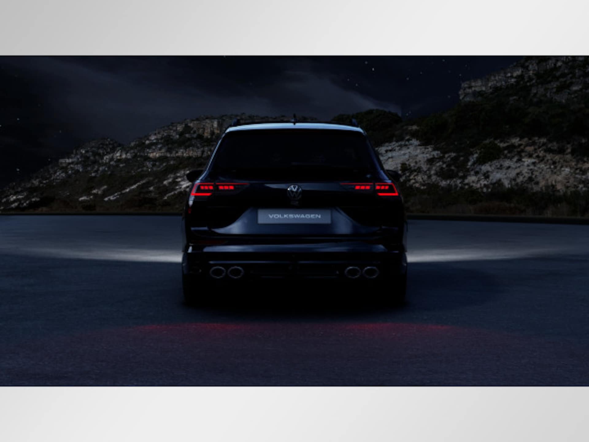 Volkswagen Golf Variant R