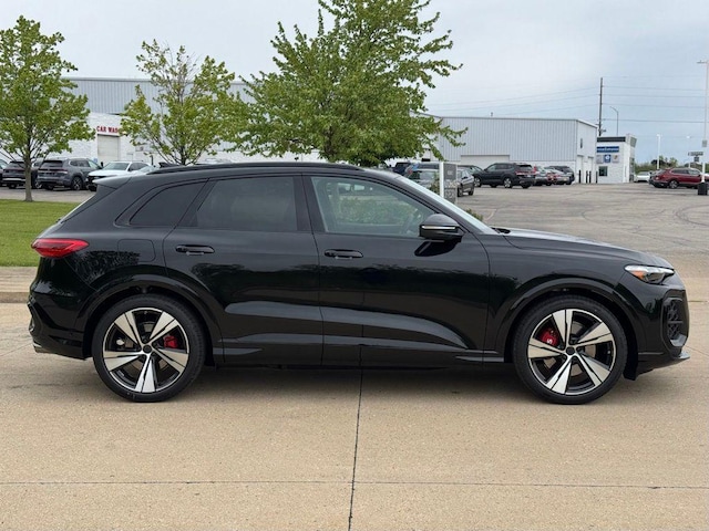 2026 Audi SQ5 Premium Plus - Photo 8