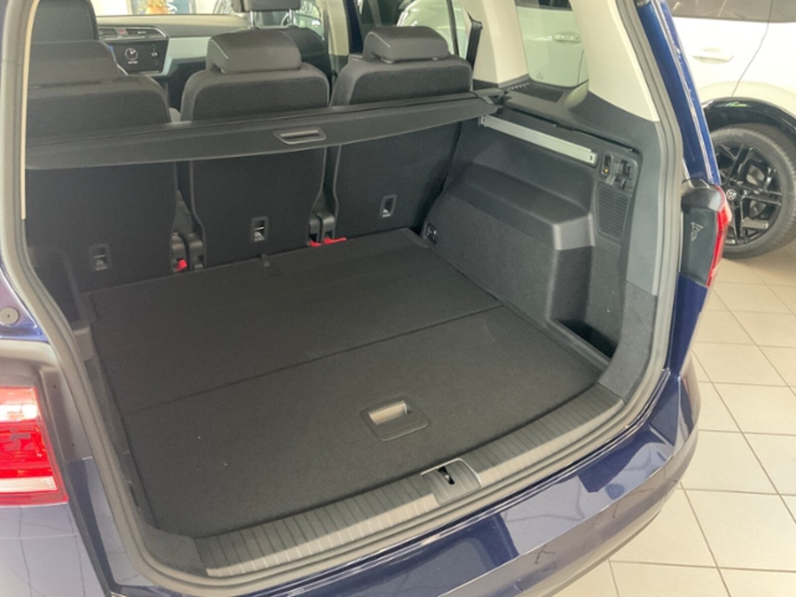 Volkswagen Touran – Bild 8