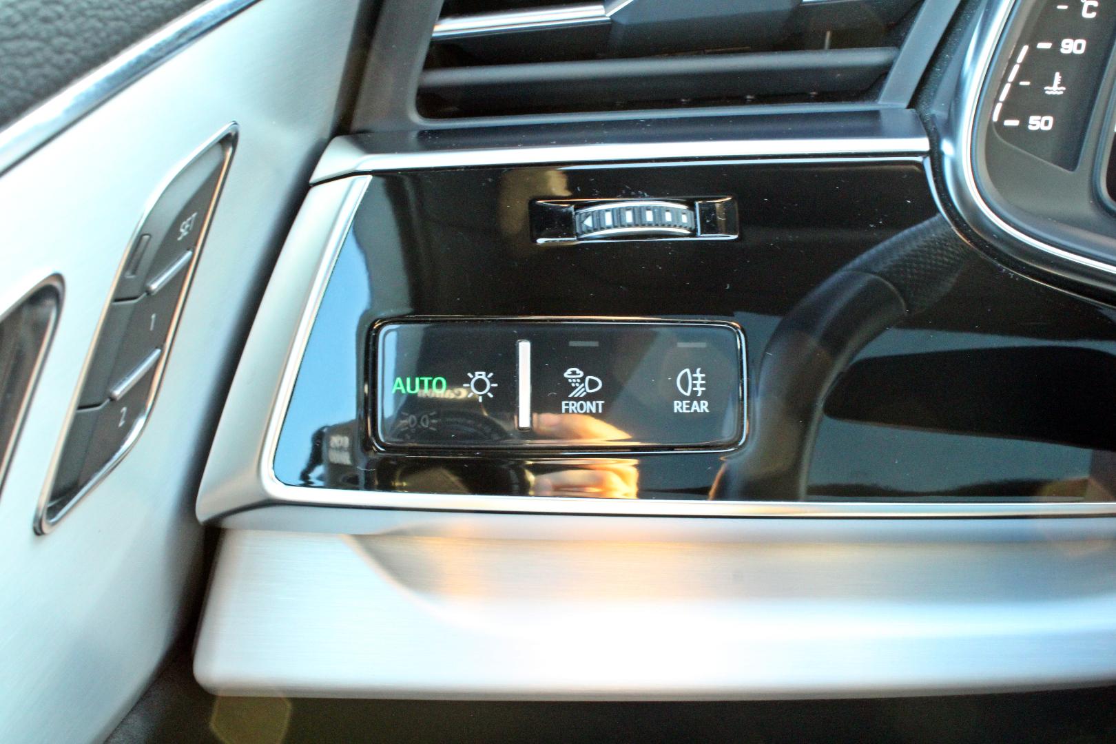 Image about Audi SQ7 TFSI quattro tiptronic