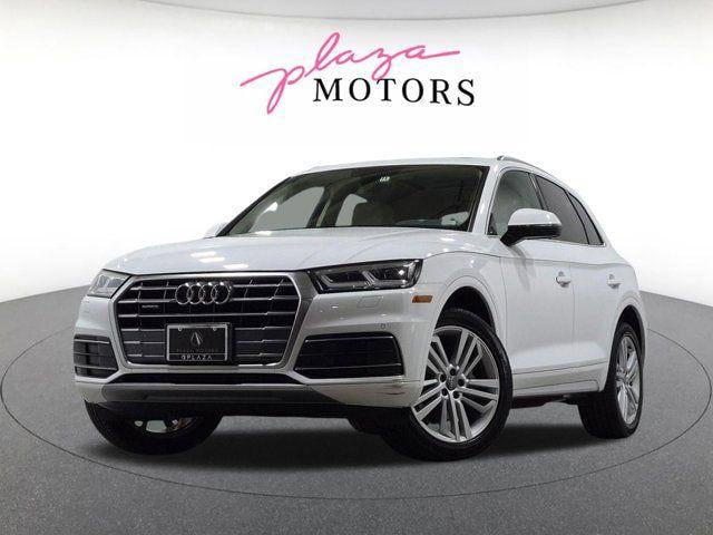 2018 Audi Q5 2.0T quattro S tronic Premium Plus's photo