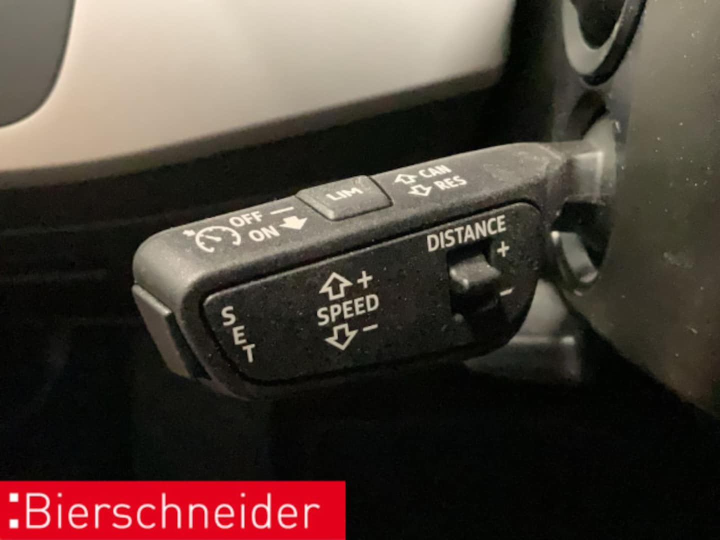 Bild über Audi A4 Avant S line 45 TFSI quattro S tronic - für weitere Informationen kontaktieren Sie den Audi Partner