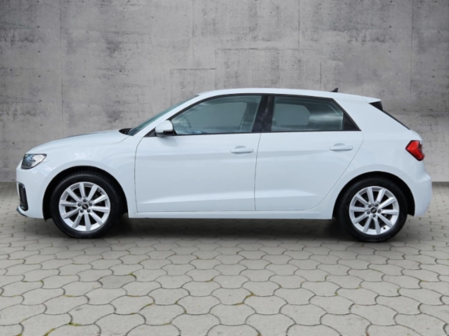 Bild über Audi A1 Sportback advanced 25 TFSI Schaltgetriebe - für weitere Informationen kontaktieren Sie den Audi Partner