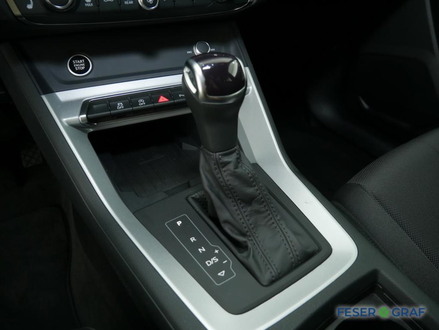 Bild über Audi Q3 S line 35 TFSI S tronic - für weitere Informationen kontaktieren Sie den Audi Partner