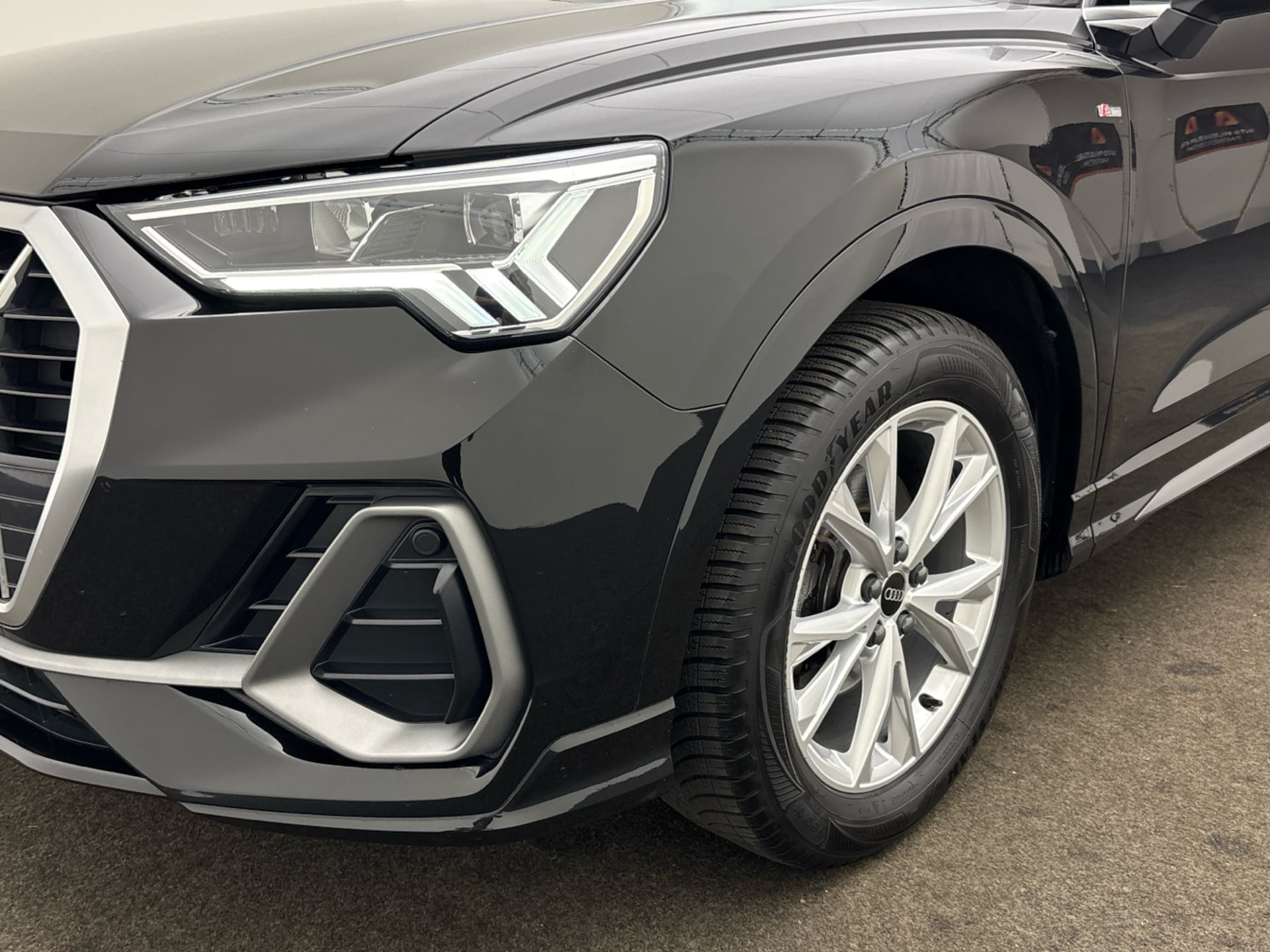 Audi Q3 SUV S line