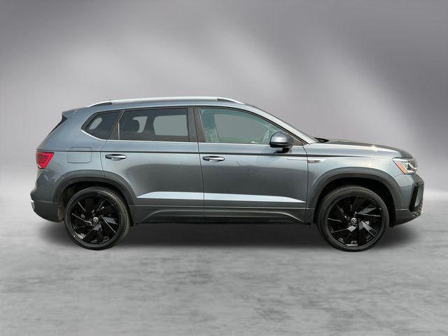 2024 Volkswagen Taos