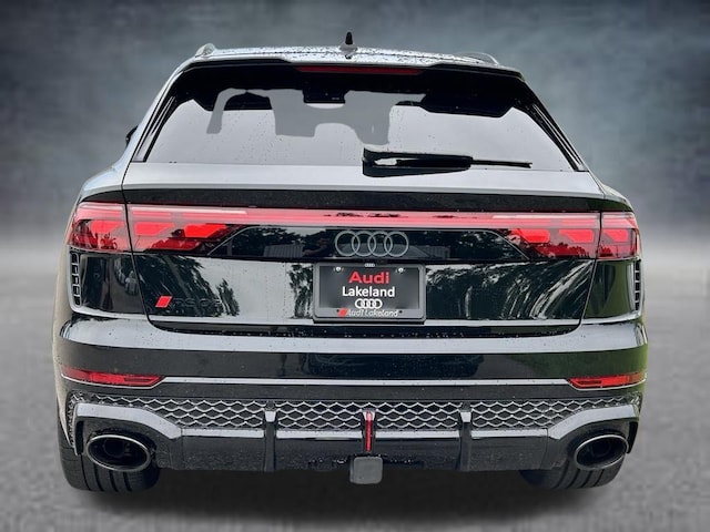 2026 Audi RS Q8 SUV performance