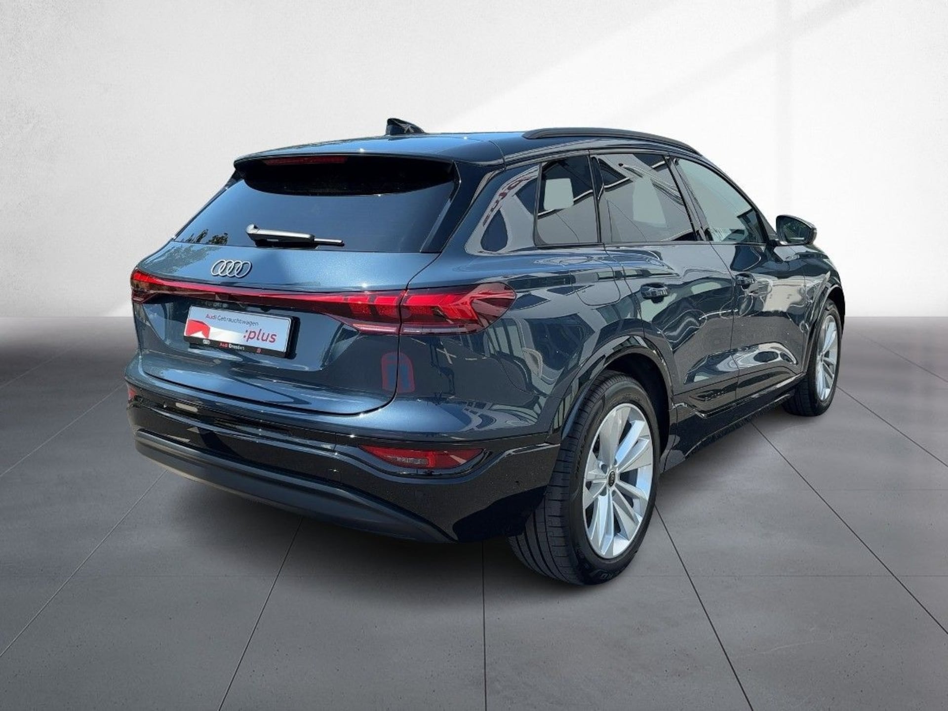 Audi Q6 SUV e-tron
