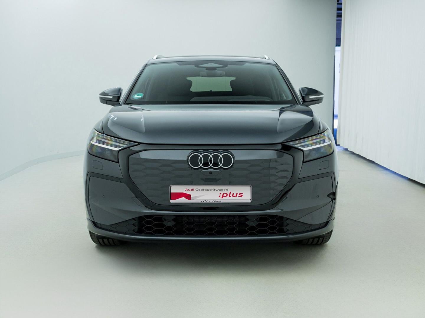 Bild über Audi Q4 SUV e-tron e-tron performance 210 kW - für weitere Informationen kontaktieren Sie den Audi Partner