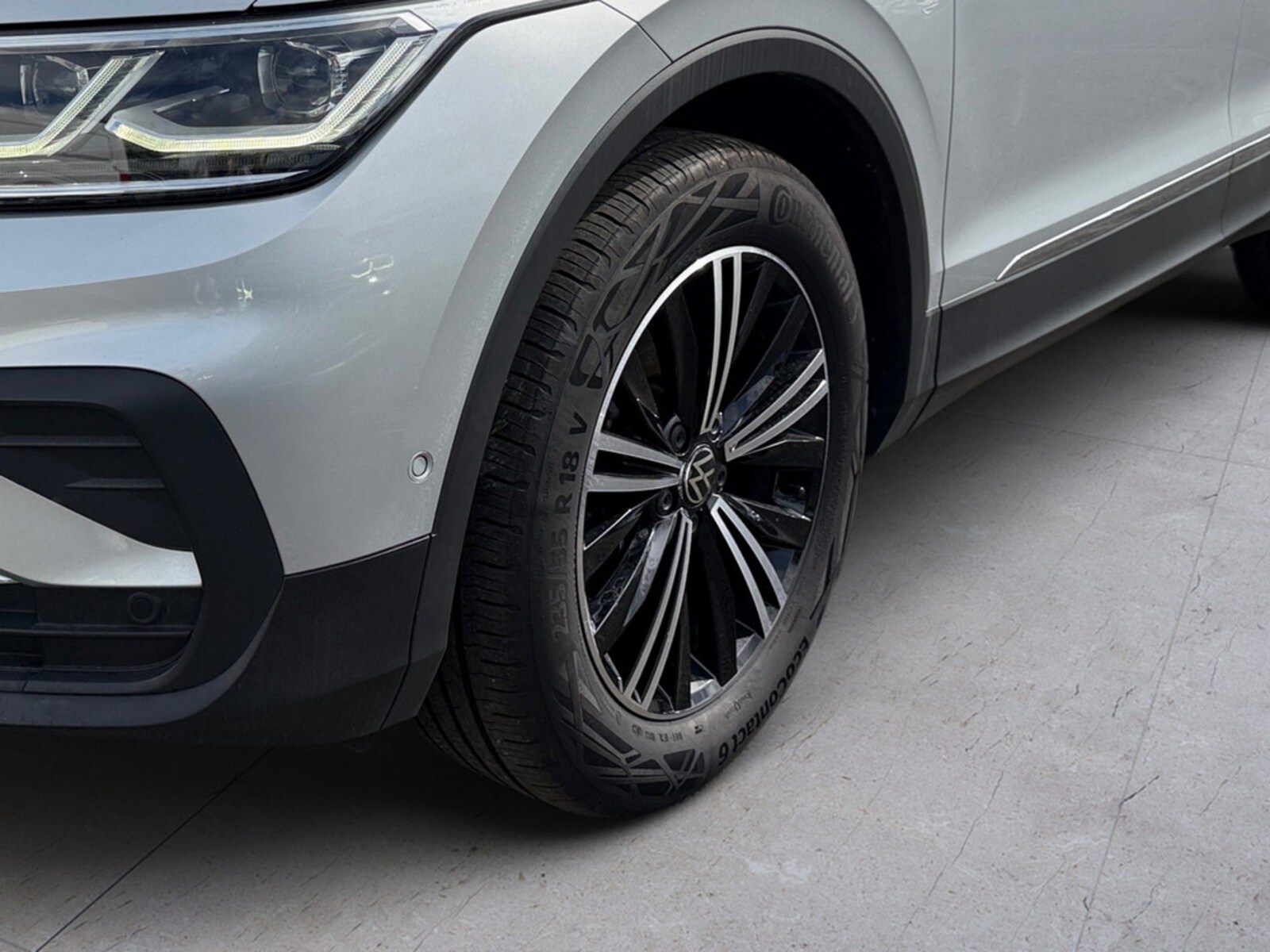 Volkswagen Tiguan – Bild 8