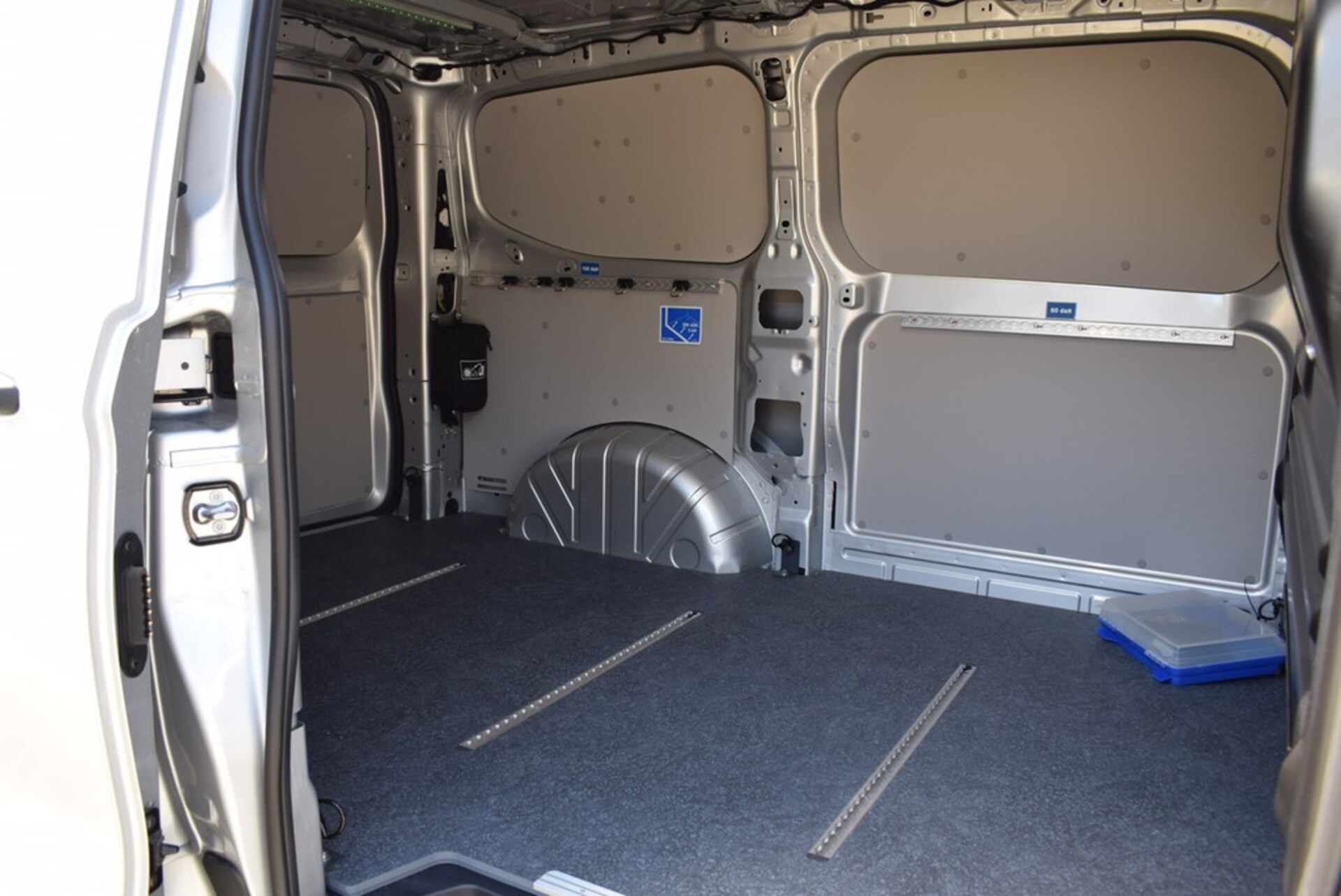 Volkswagen Transporter Kasten kurzer Radstand