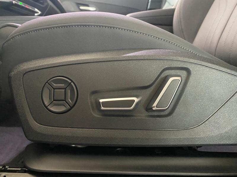 Image about Audi Q3 e-hybrid Design e-hybrid 272 ch S tronic