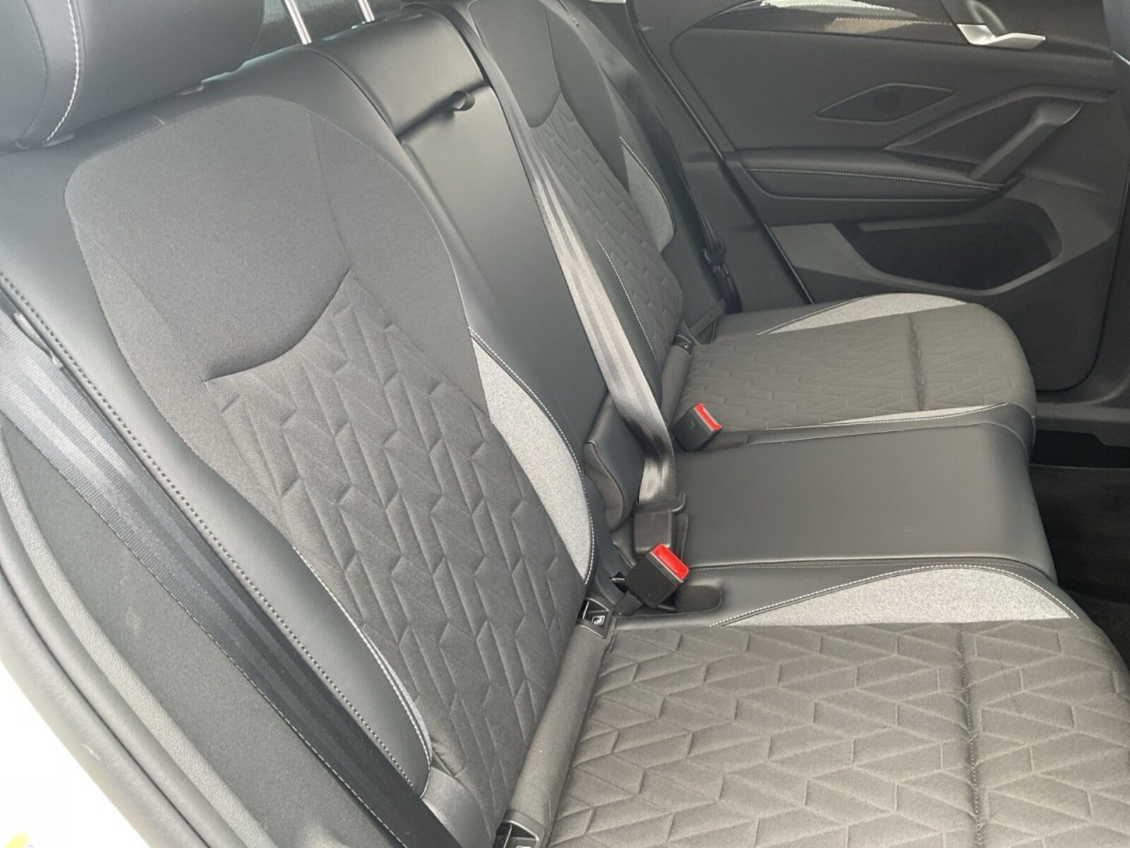 Volkswagen Tiguan – Bild 11