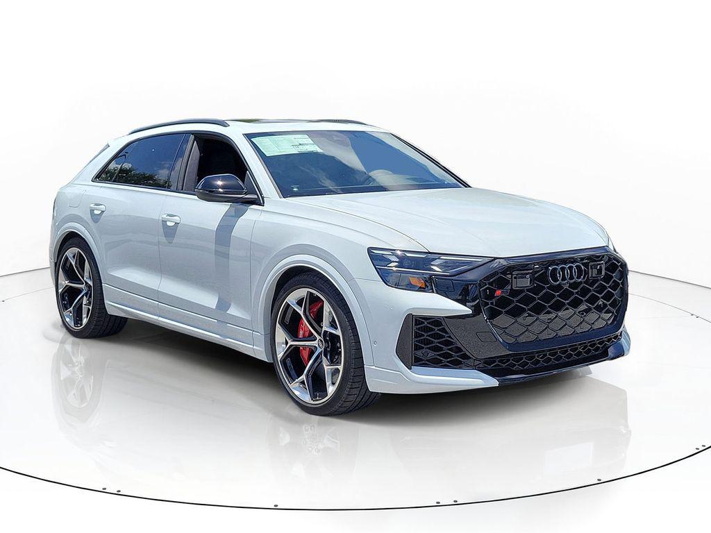 2026 Audi RS Q8 -'s photo