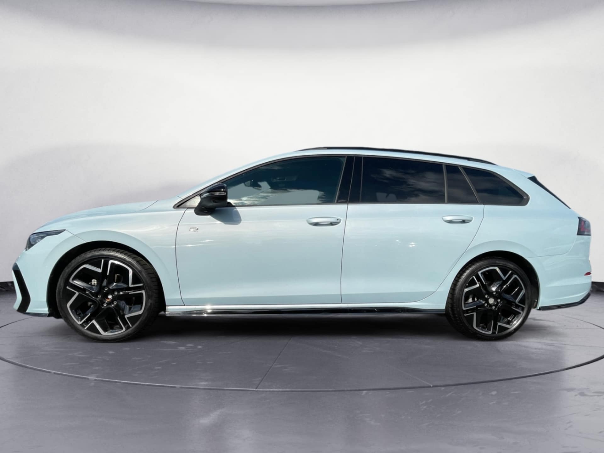 Volkswagen Golf Variant R-Line