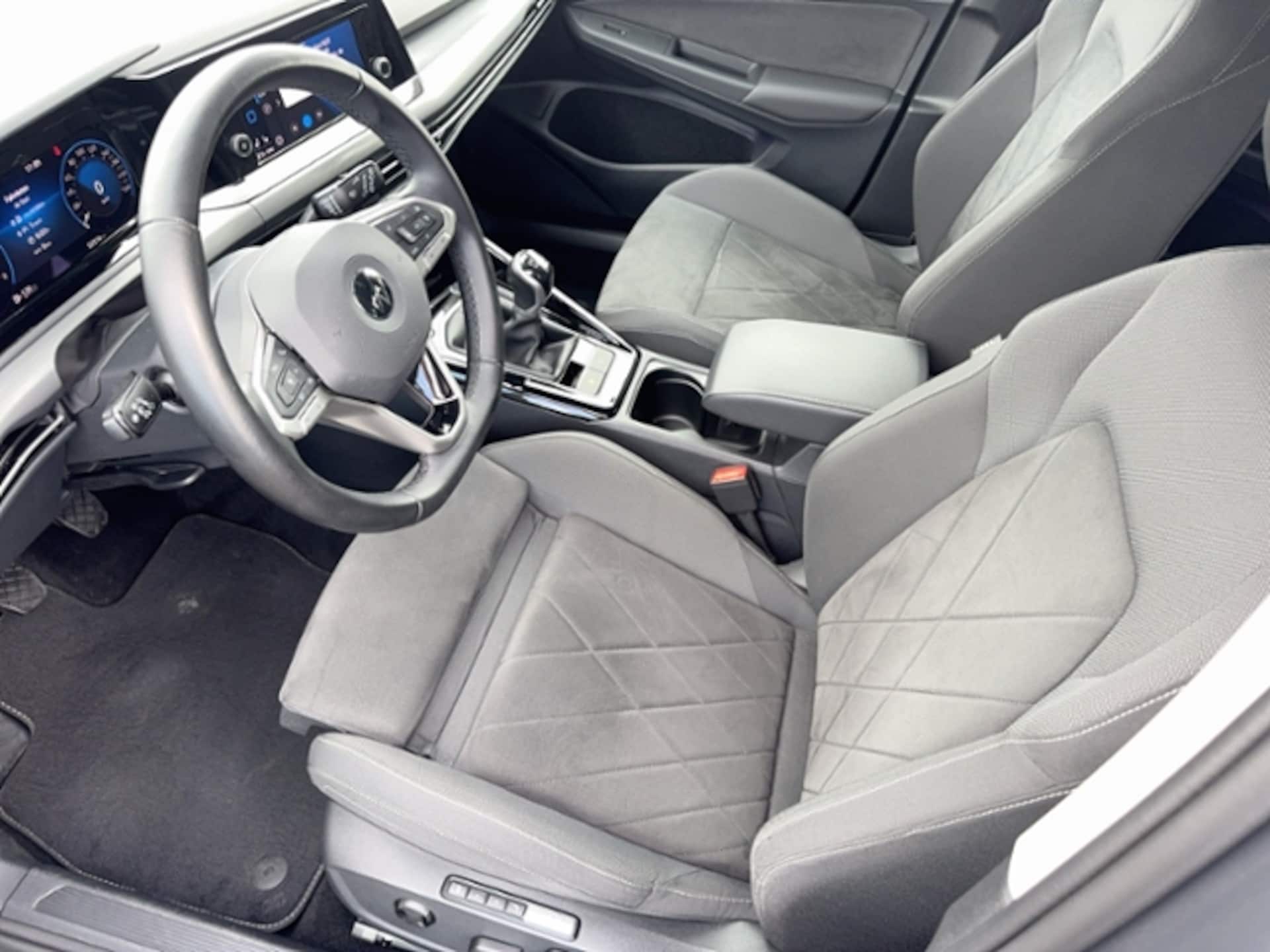 Volkswagen Golf Variant Style