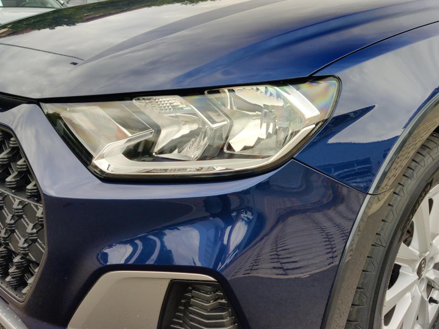 Bild über Audi A1 allstreet 30 TFSI S tronic - für weitere Informationen kontaktieren Sie den Audi Partner