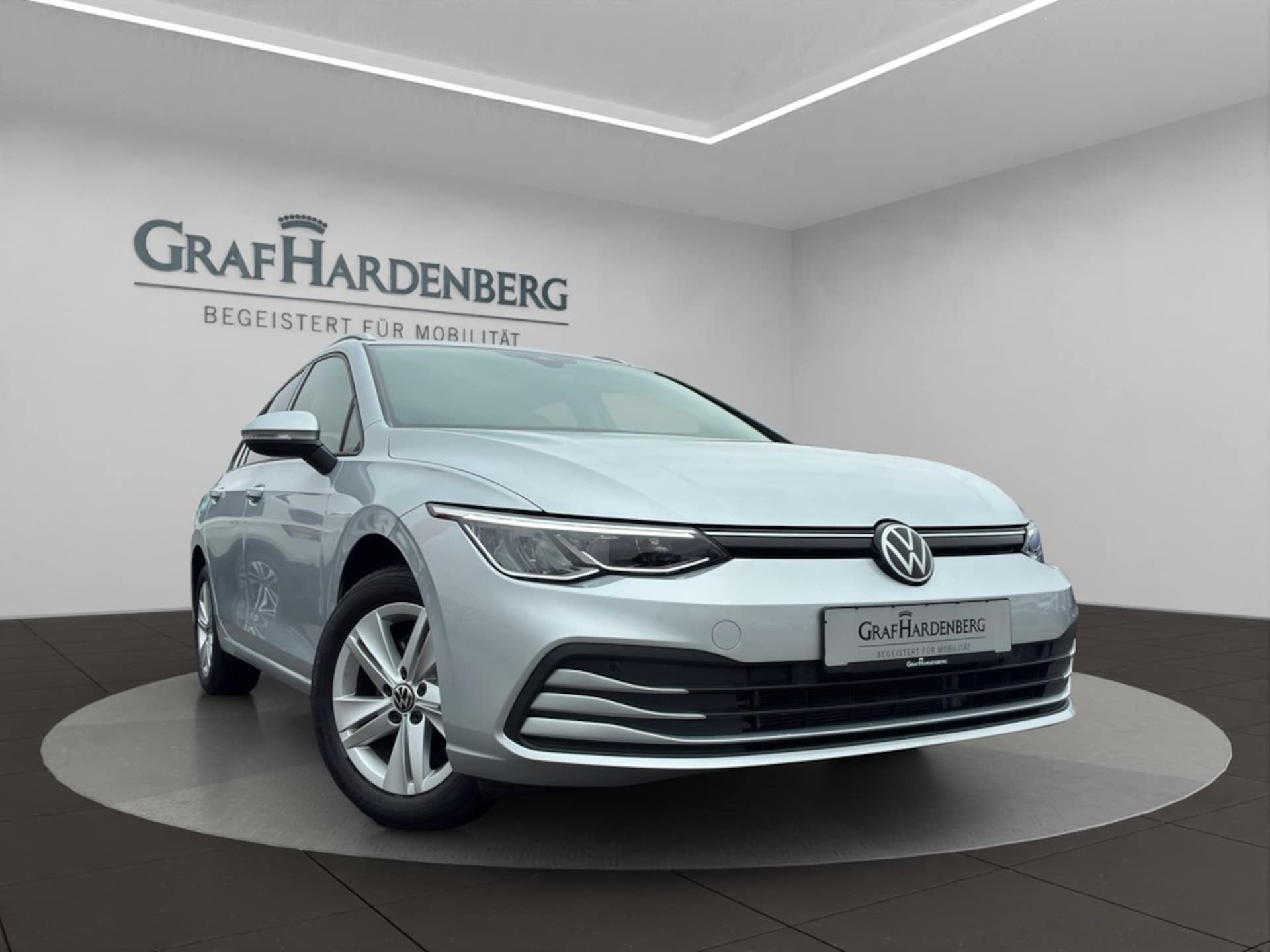 Volkswagen Golf Variant Life