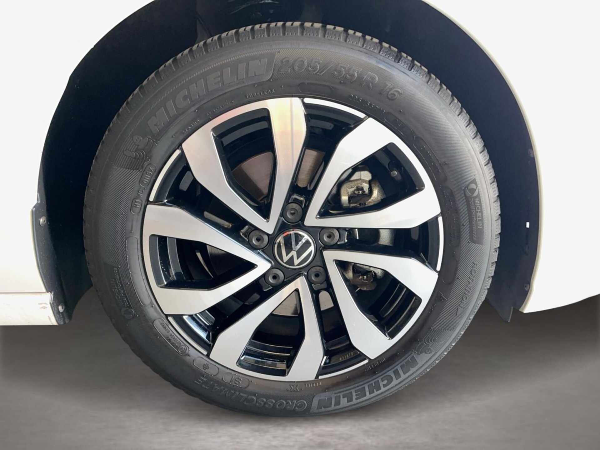 Volkswagen Golf Active