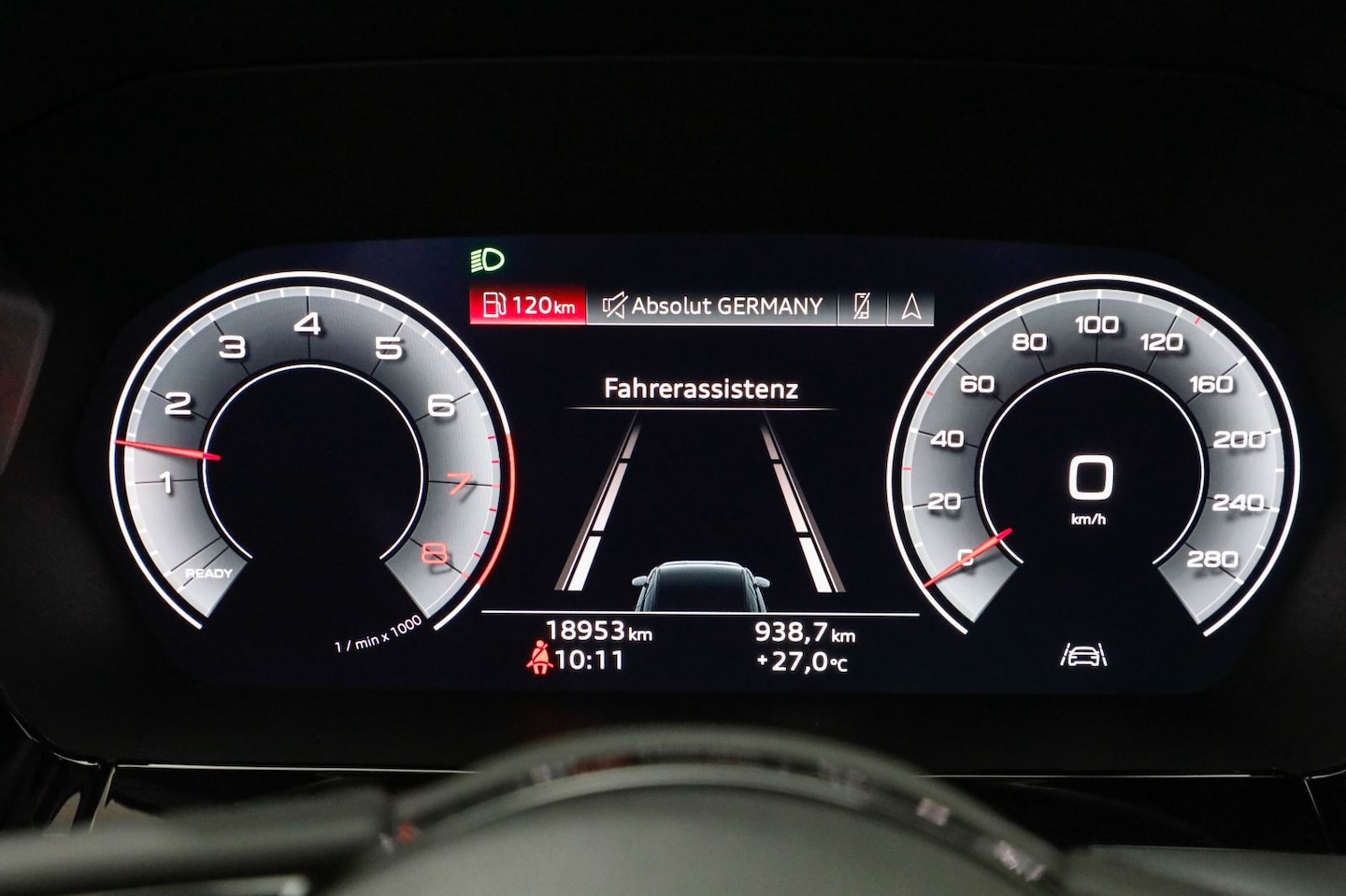 Bild über Audi A3 Sportback 35 TFSI Schaltgetriebe - für weitere Informationen kontaktieren Sie den Audi Partner