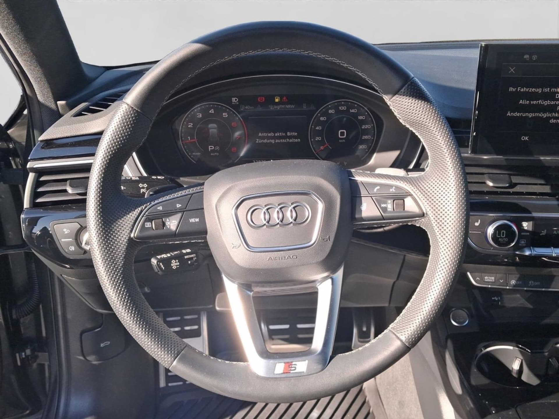 Audi A4 Avant S line