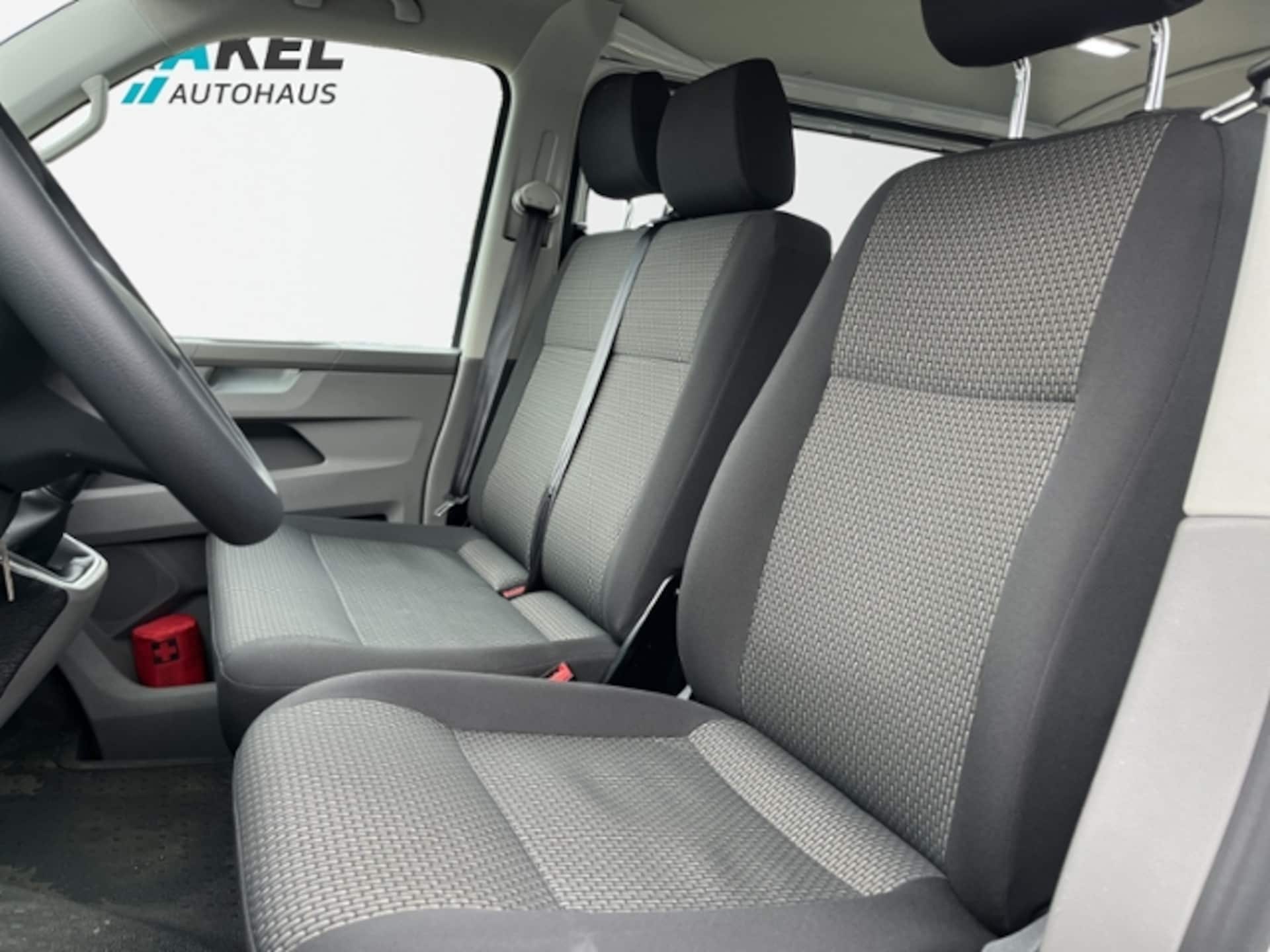 Volkswagen T6.1 Transporter Kombi langer Radstand