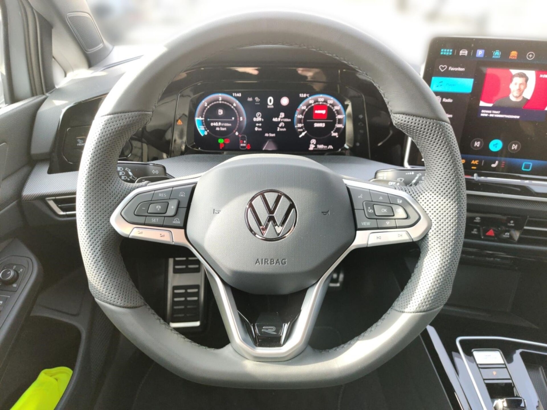 Volkswagen Golf R-Line