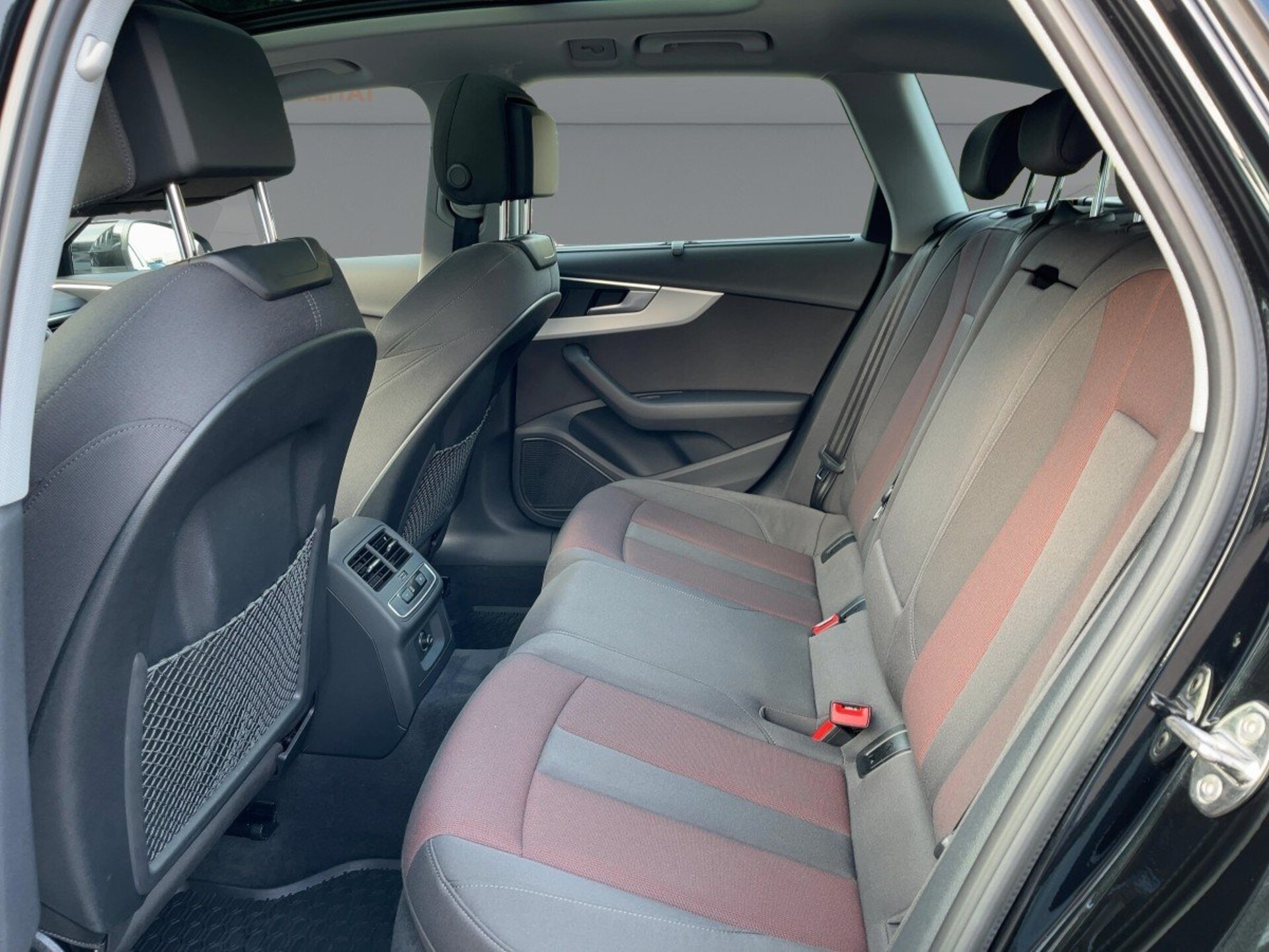 Audi A4 Avant Advanced
