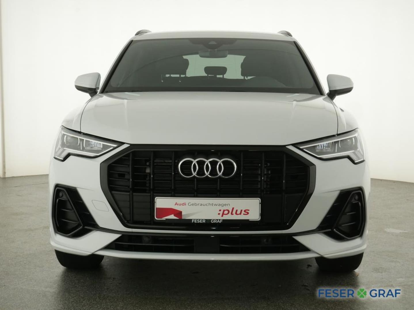 Bild über Audi Q3 S line 35 TFSI S tronic - für weitere Informationen kontaktieren Sie den Audi Partner