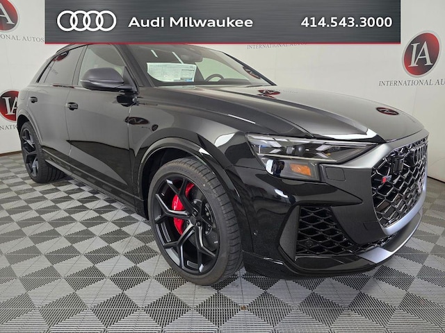 2026 Audi RS Q8 SUV performance
