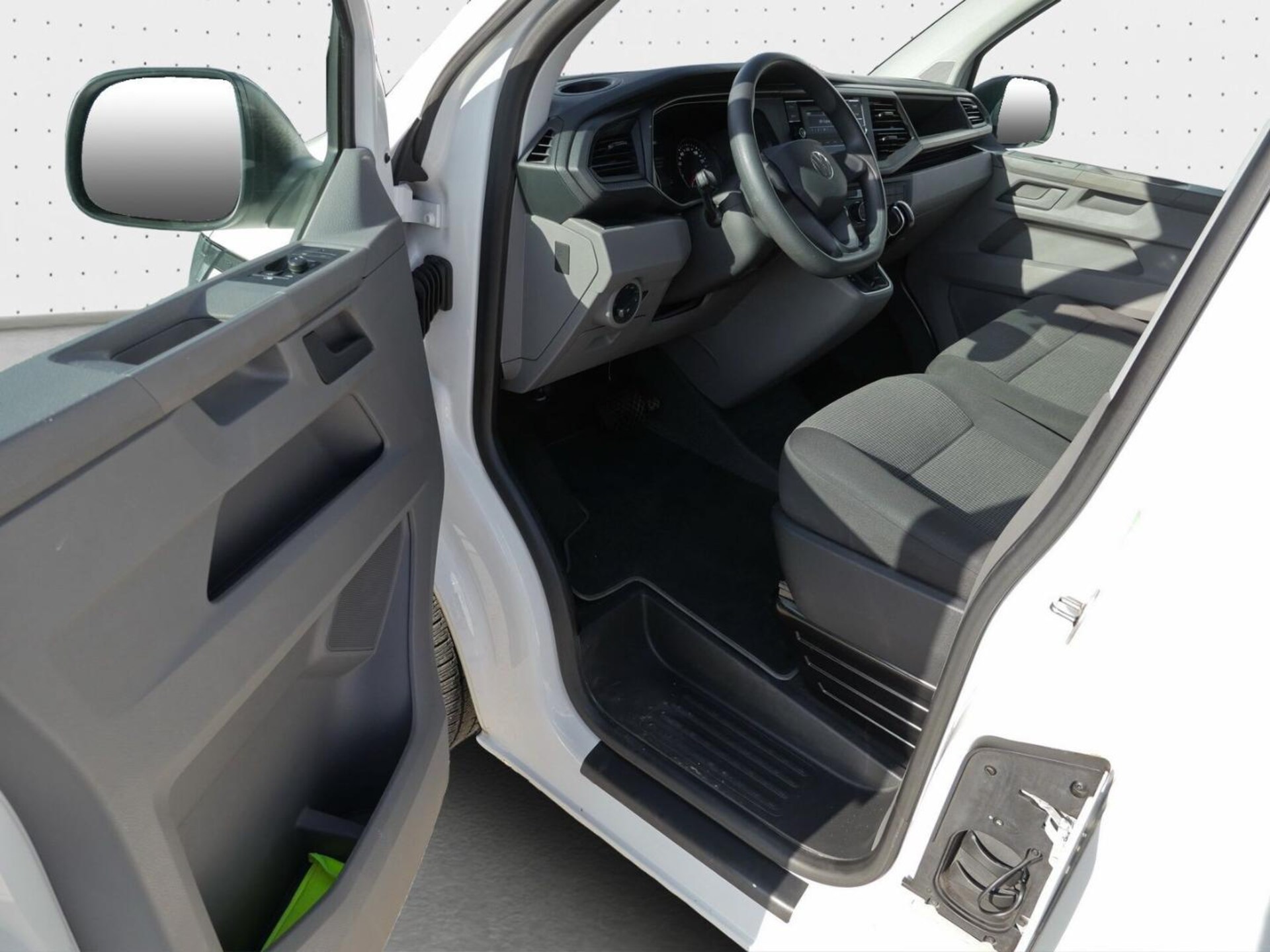 Volkswagen T6.1 Transporter Kasten langer Radstand