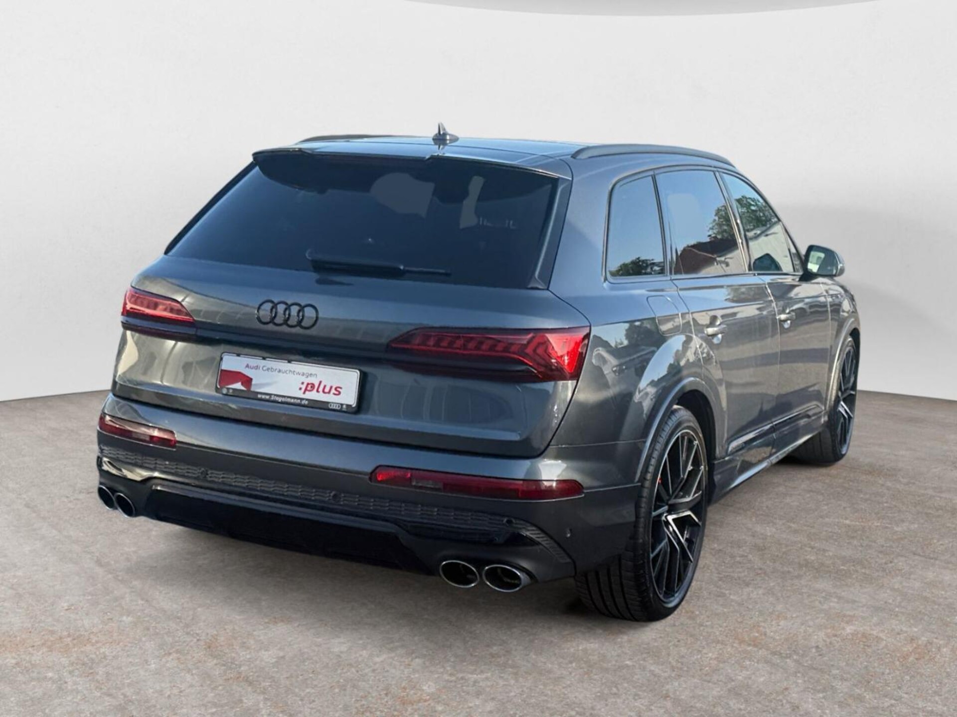 Audi SQ7 SUV