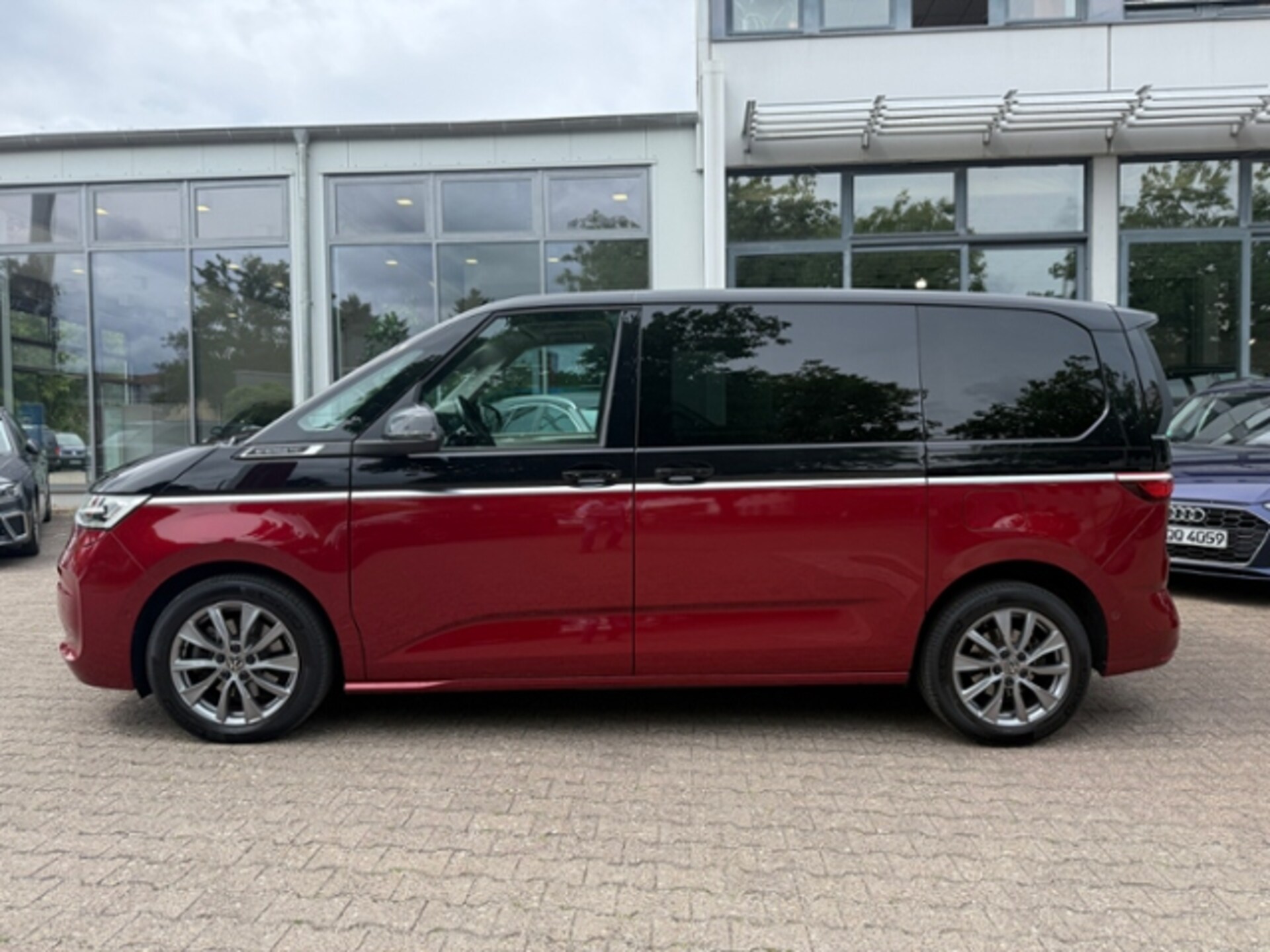 Volkswagen Multivan Life