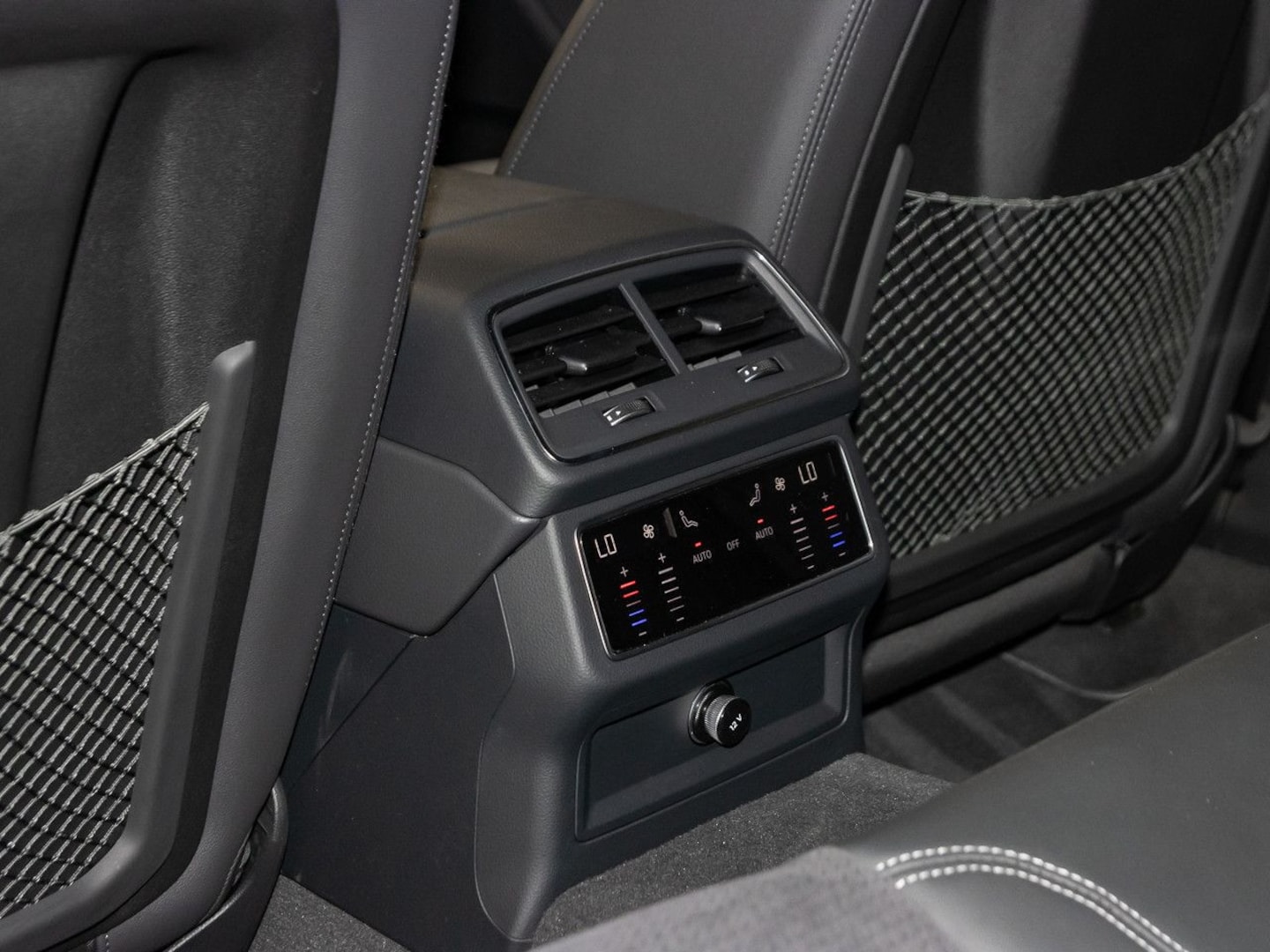 Bild über Audi S6 Avant TDI quattro tiptronic - für weitere Informationen kontaktieren Sie den Audi Partner
