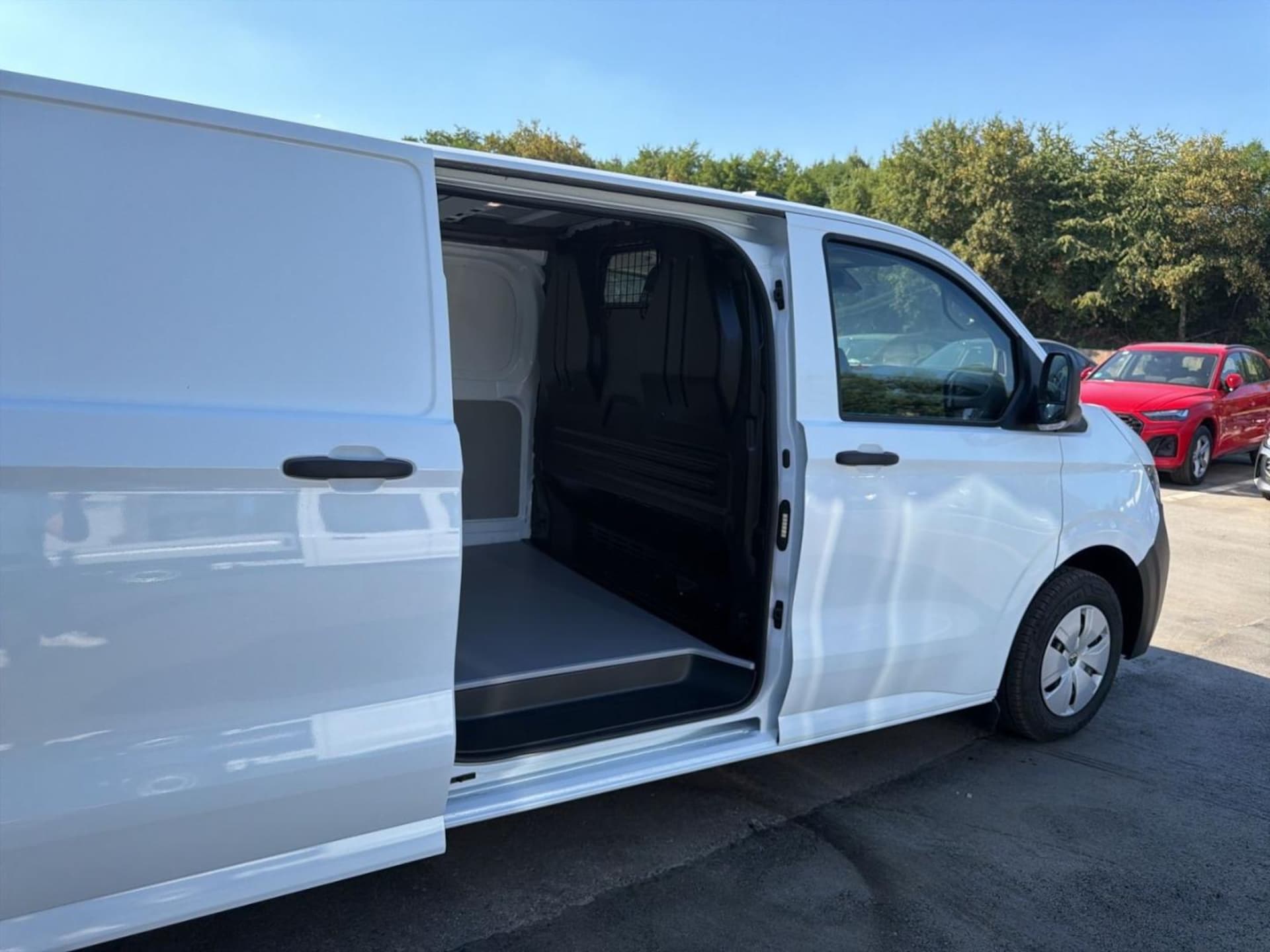 Volkswagen Transporter Kasten langer Radstand