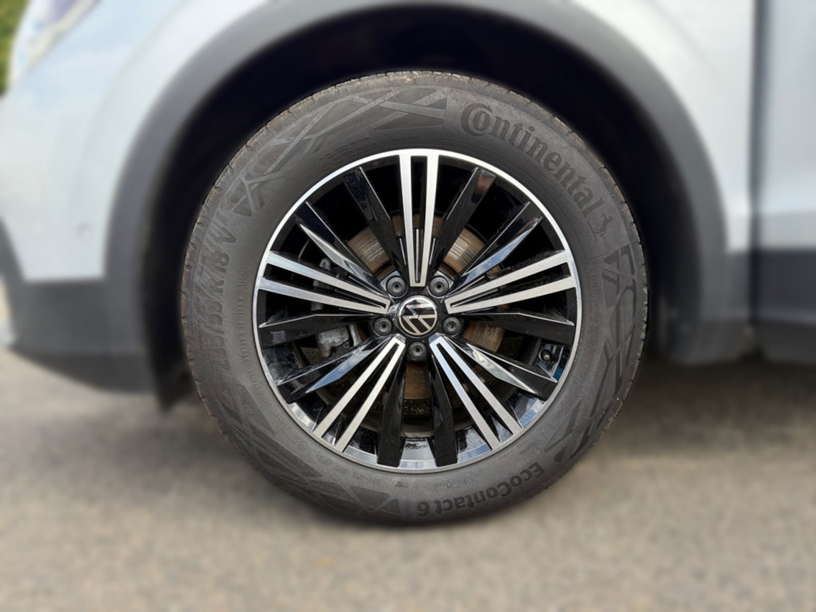 Volkswagen Tiguan – Bild 17
