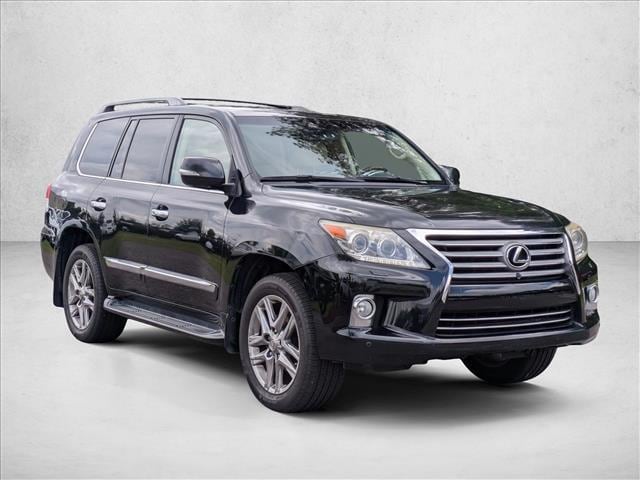 2013 Lexus LX 570