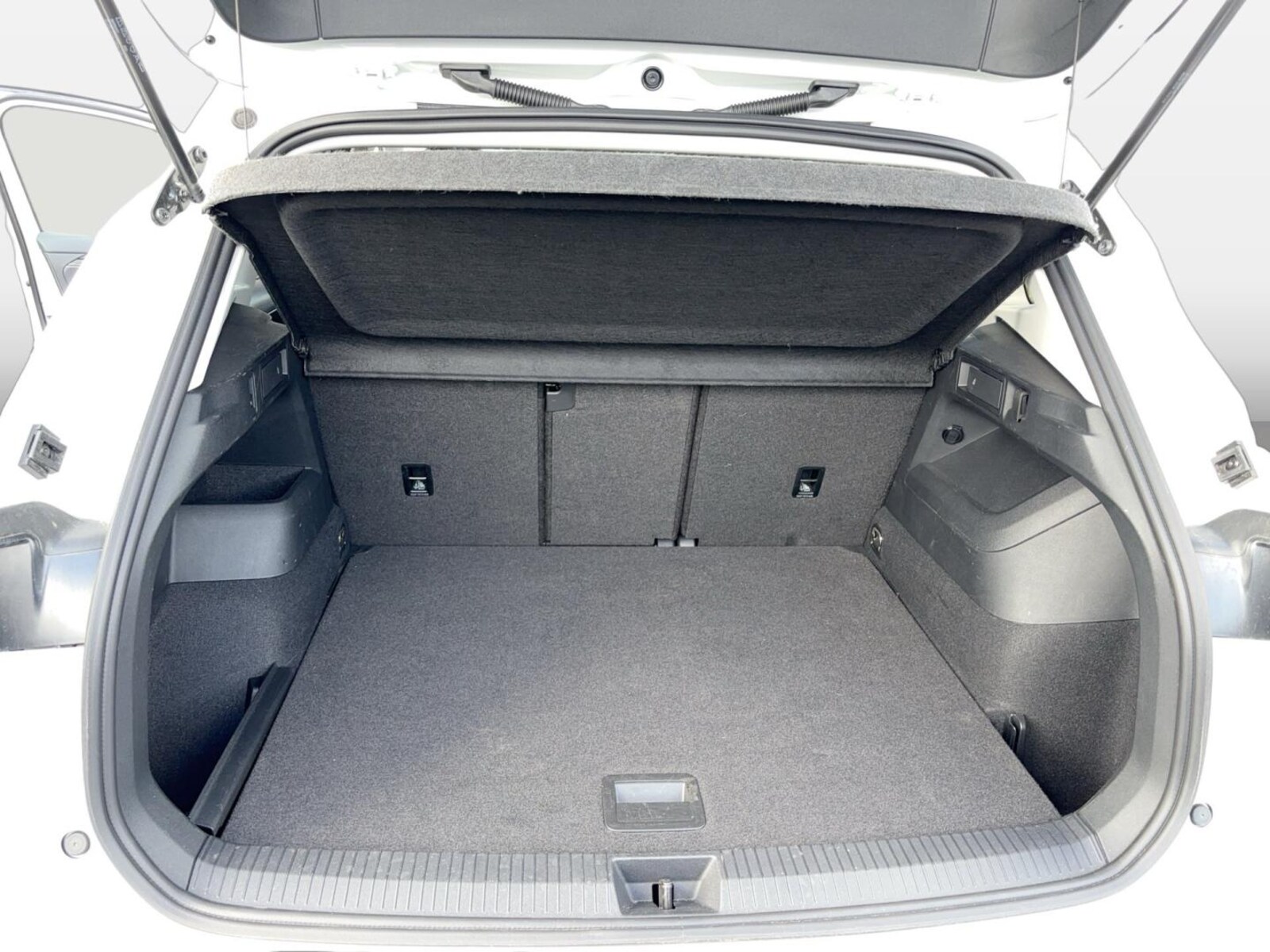 Volkswagen Tiguan – Bild 10