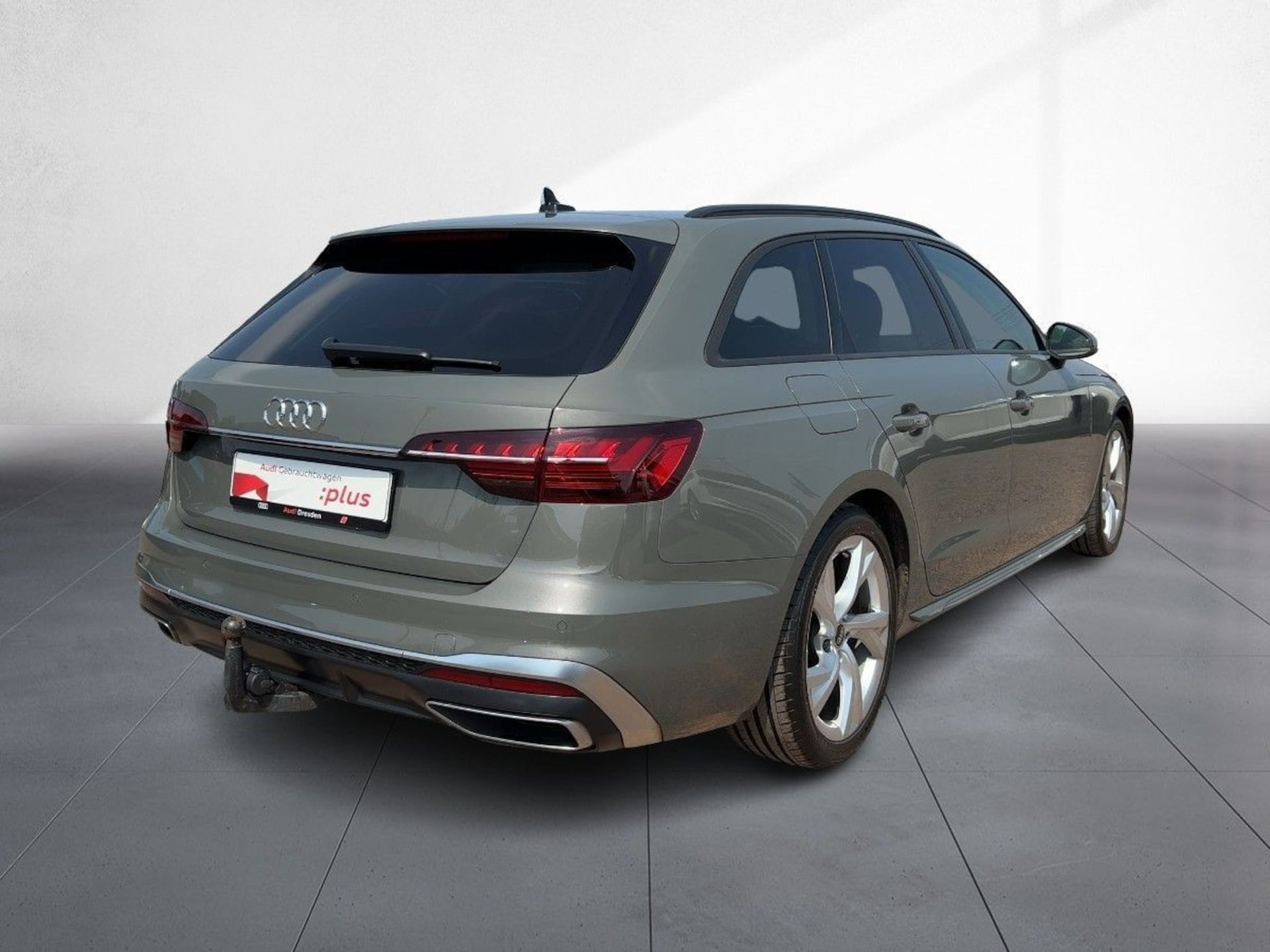 Audi A4 Avant S line